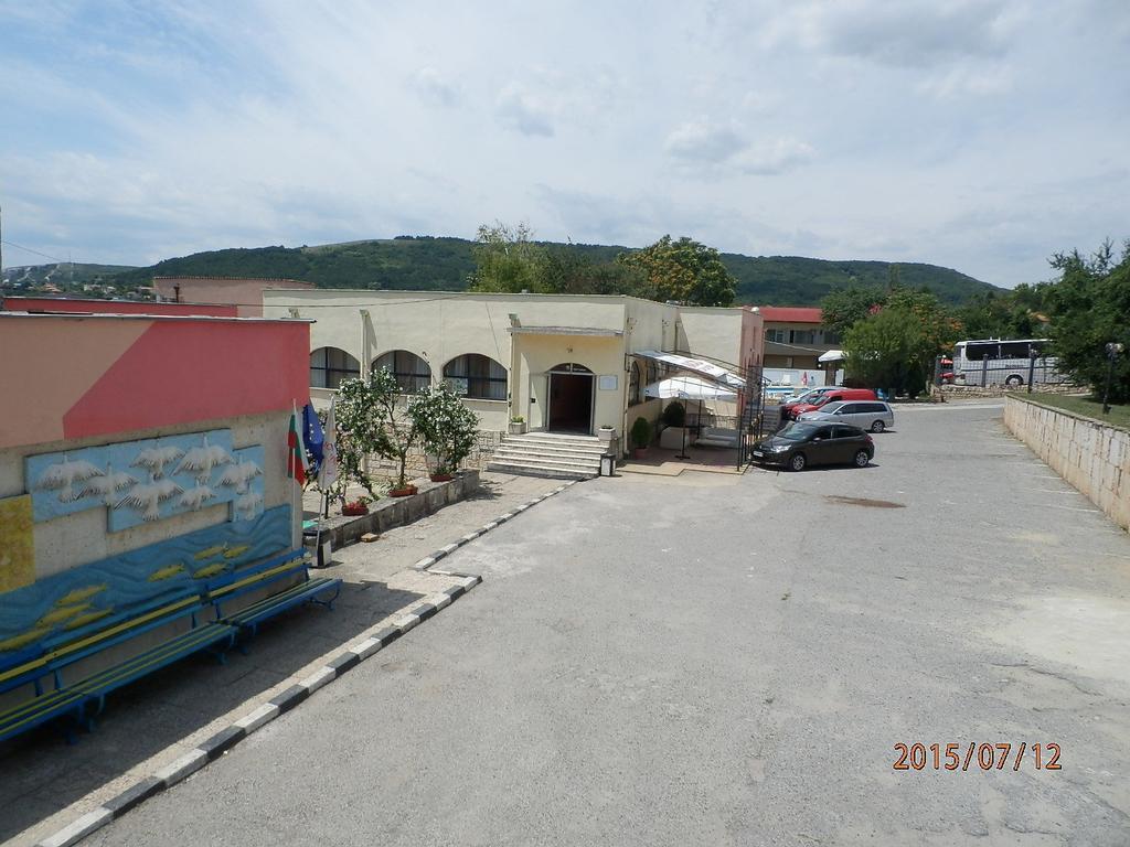 Olimpia Supersnab Hotel Balchik Exterior foto