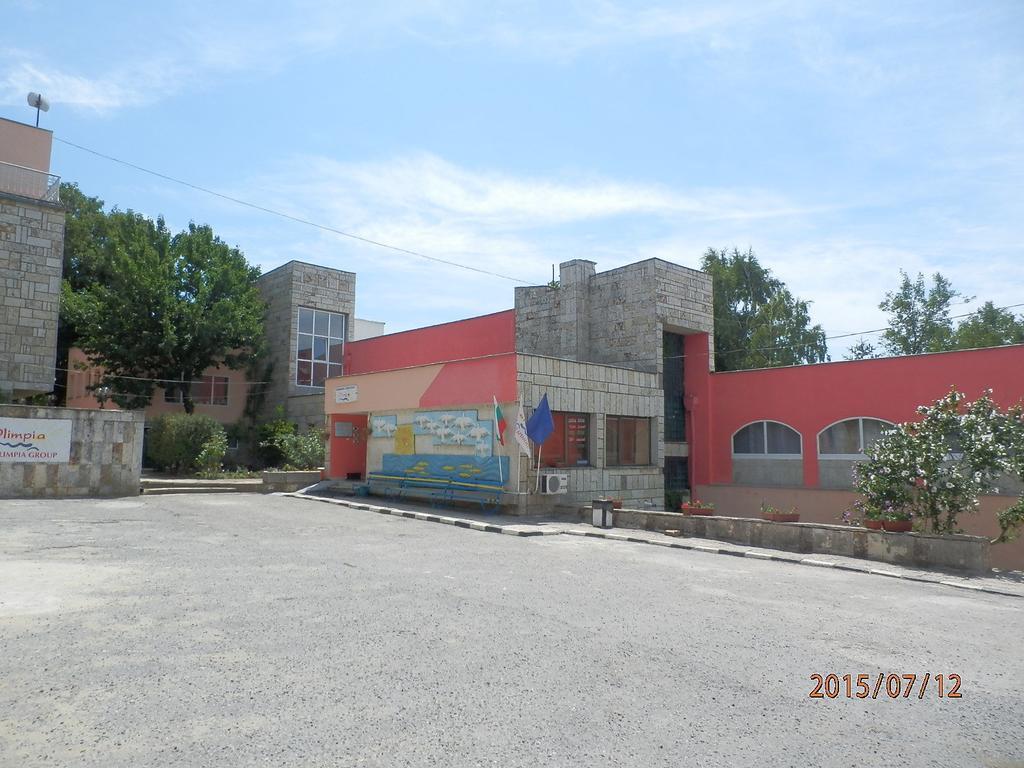 Olimpia Supersnab Hotel Balchik Exterior foto