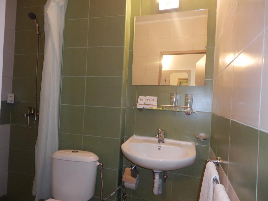 Olimpia Supersnab Hotel Balchik Exterior foto