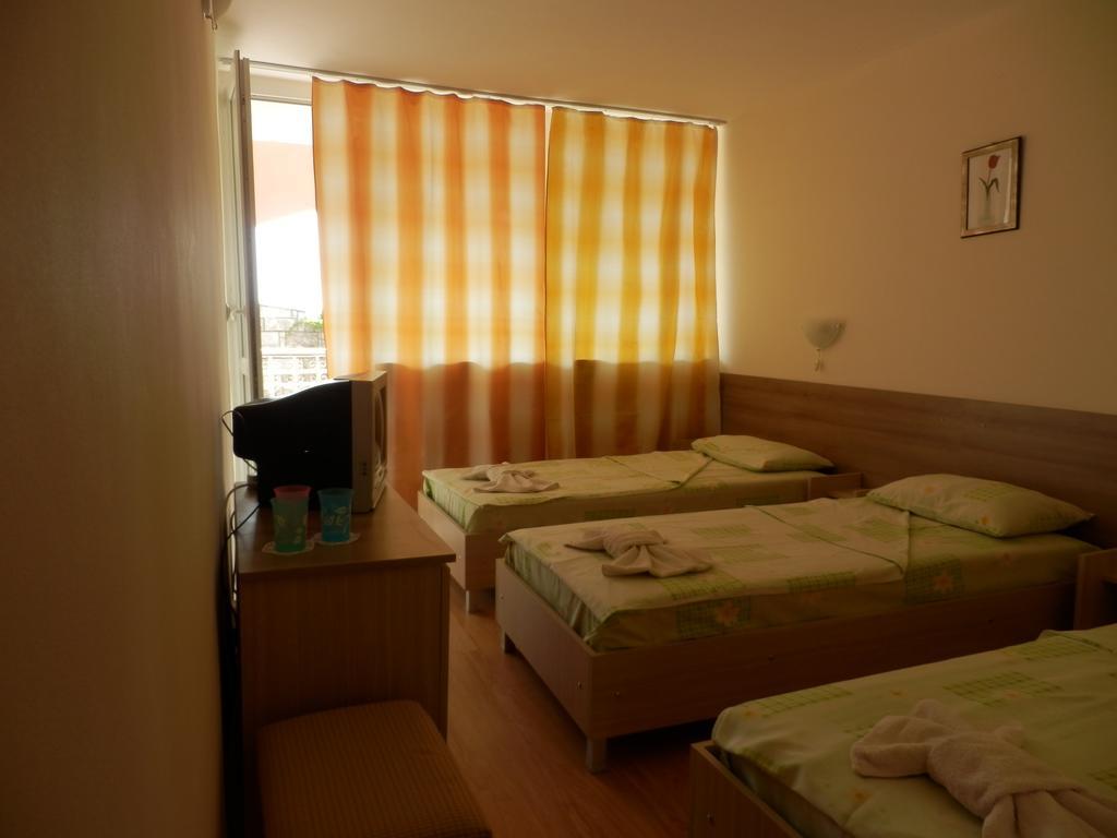 Olimpia Supersnab Hotel Balchik Exterior foto