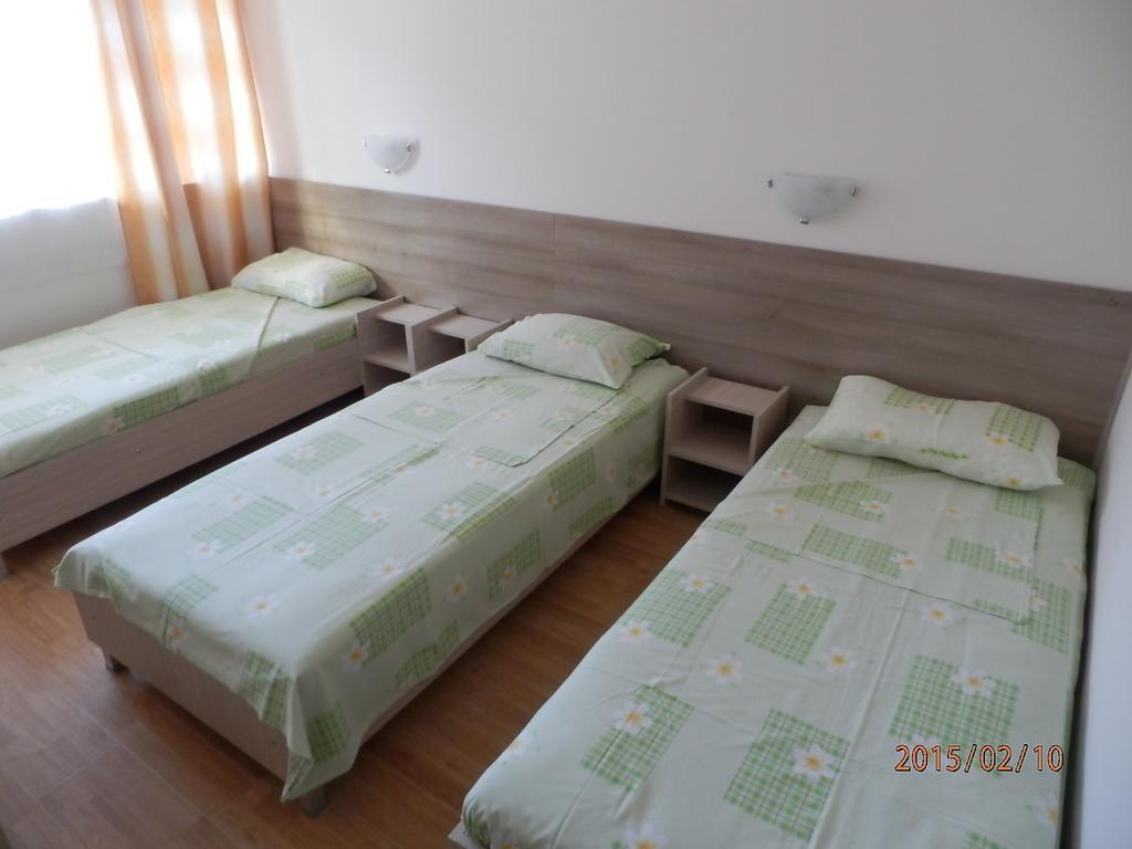 Olimpia Supersnab Hotel Balchik Quarto foto